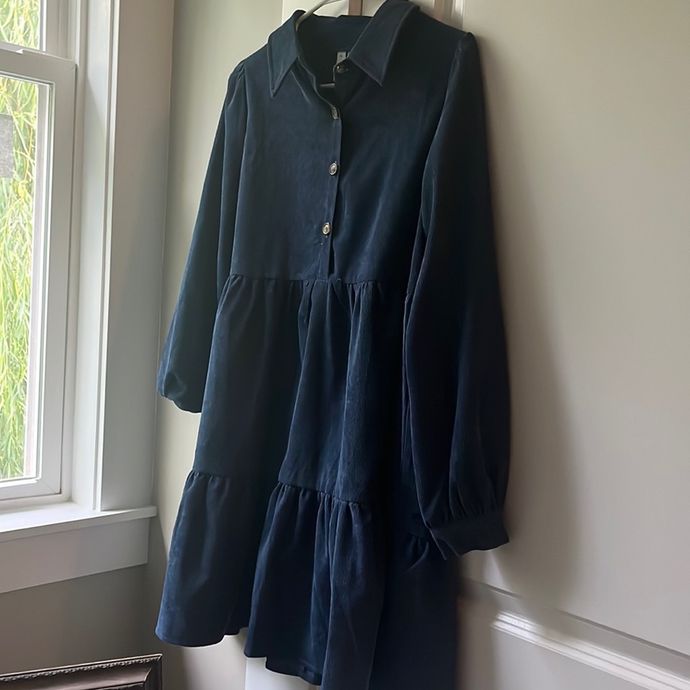 navy dress